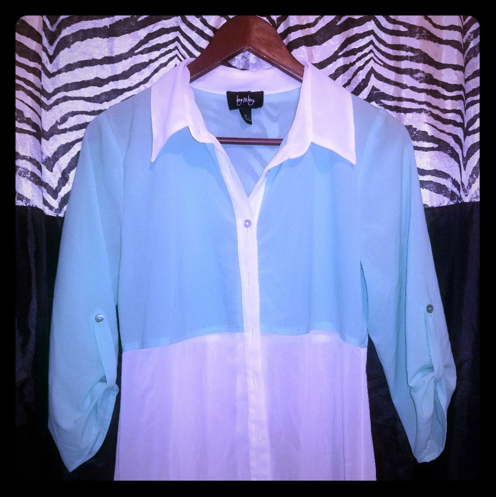 💙💙Button down shirt